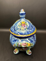 Ваза с ручками