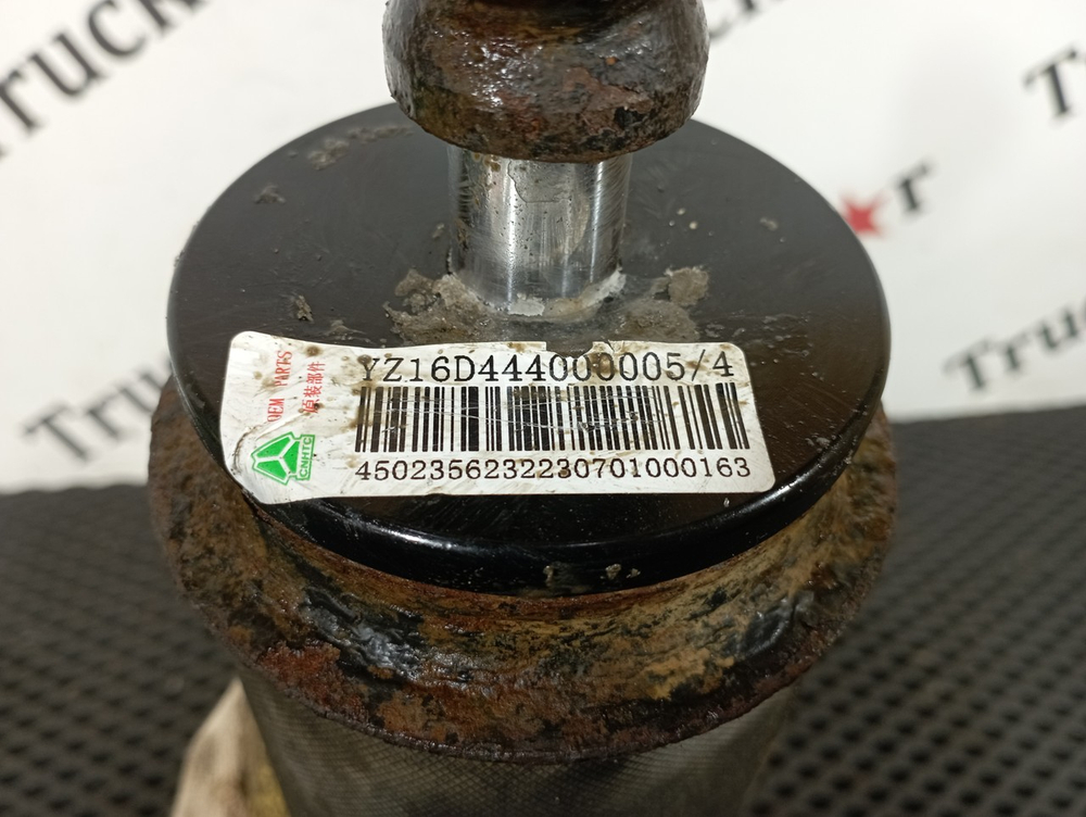 Амортизатор кабины задний 2023г.