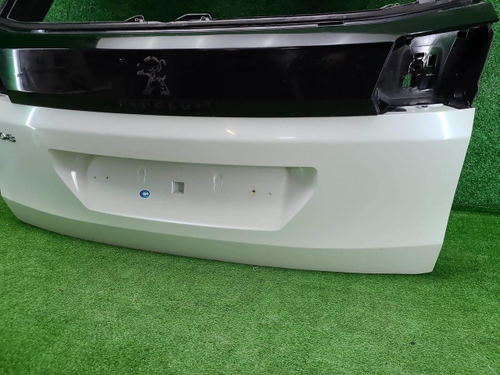 Крышка багажника Peugeot 3008 2 (2016-2024)