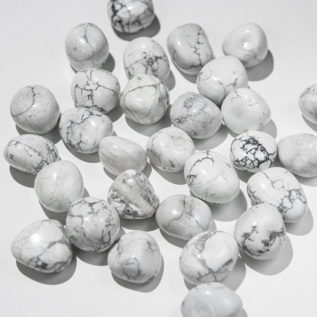 Камушки натурального магнезита, 21-27мм
