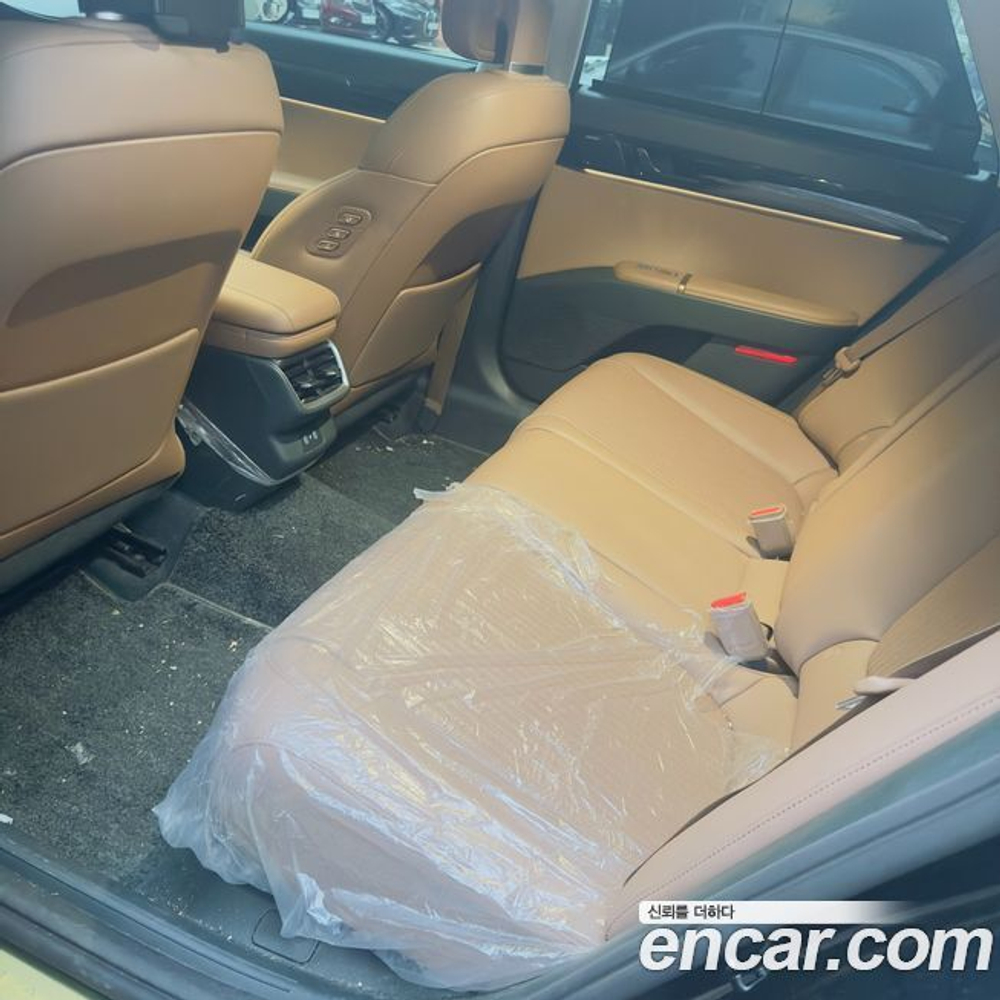 Hyundai Grandeur (Azera) (GN7) 2.5 Бензин 2WD (04.2023)