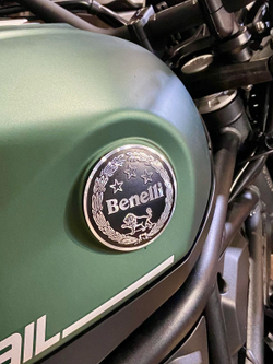 Benelli Leoncino 800 Trail