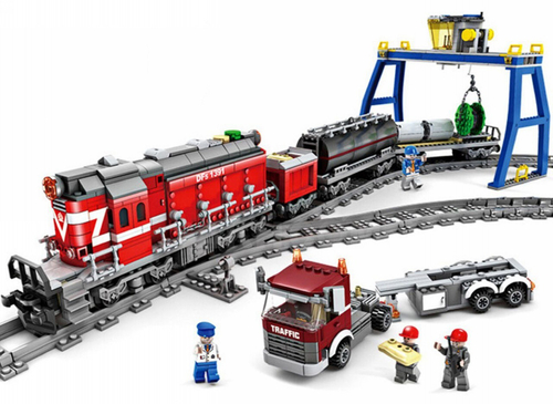 Конструктор Поезда Грузовой поезд Dongfeng 5 1080 дет.