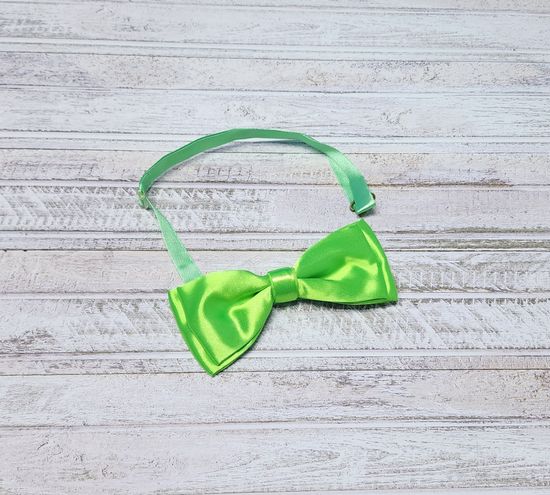 Галстук бабочка классика, лайм глянец