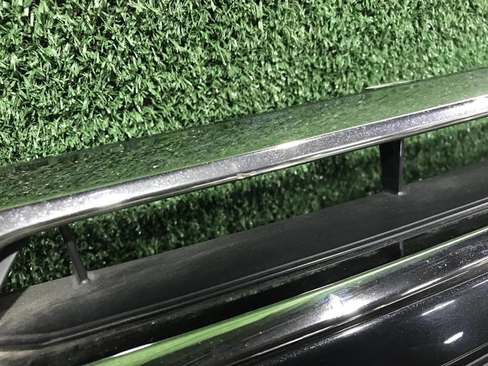 Решетка радиатора Toyota Land Cruiser 200 (2015-2021)