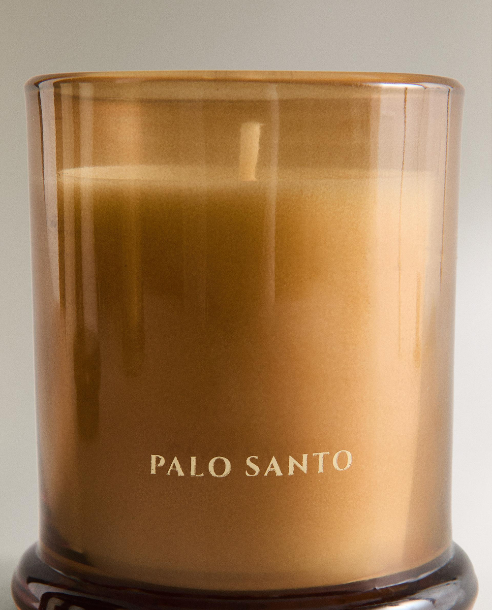 Zara Home Свеча ароматическая Palo Santo 150 г, растительный воск, аромат восточный древесный, Коричневый