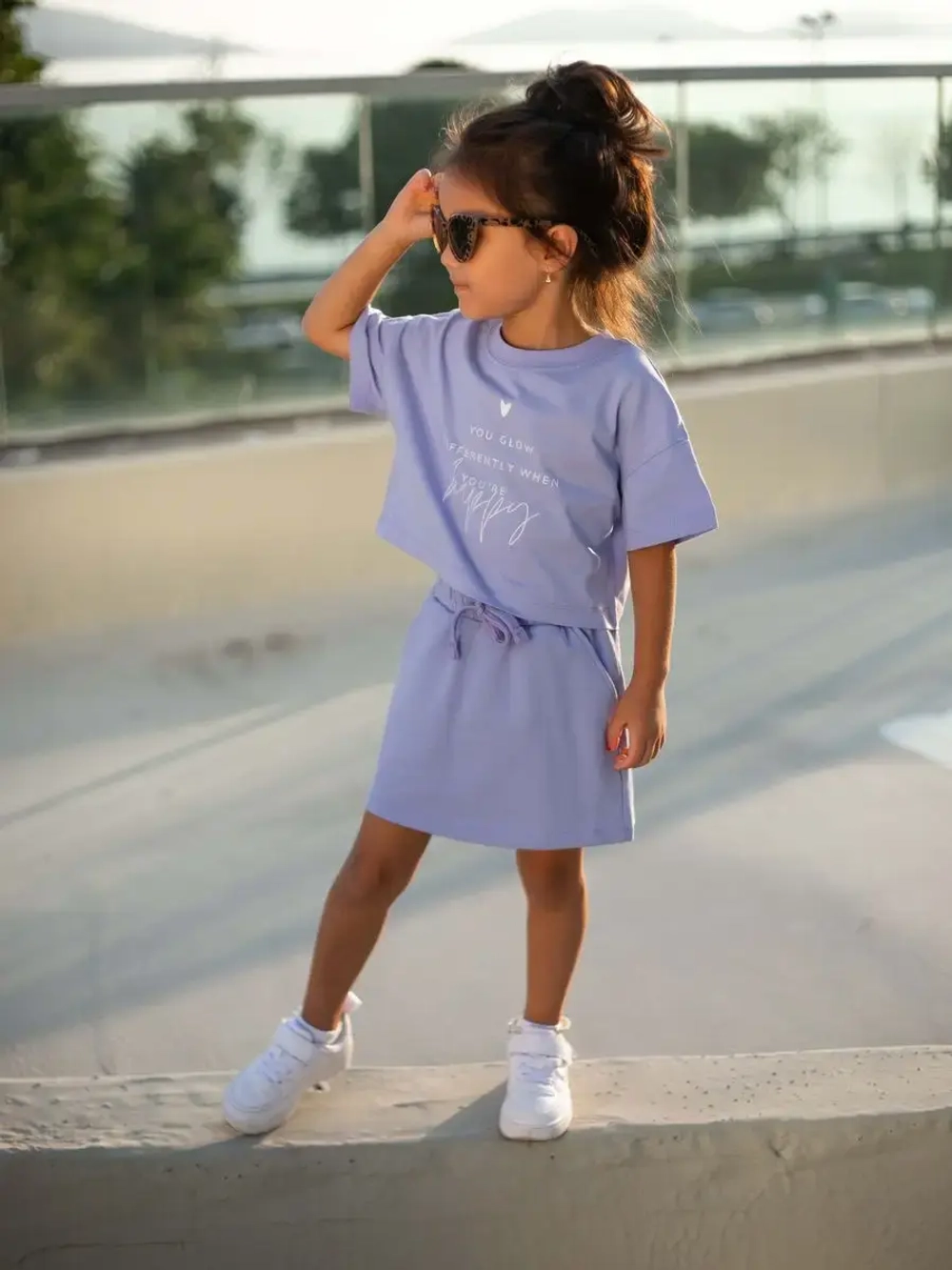 Костюм спортивный для девочки, худи, футболка и юбка