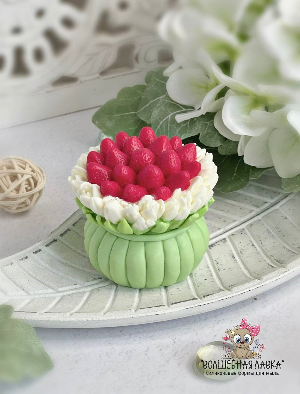 Силиконовая форма Шапочка с тюльпанами и клубникой