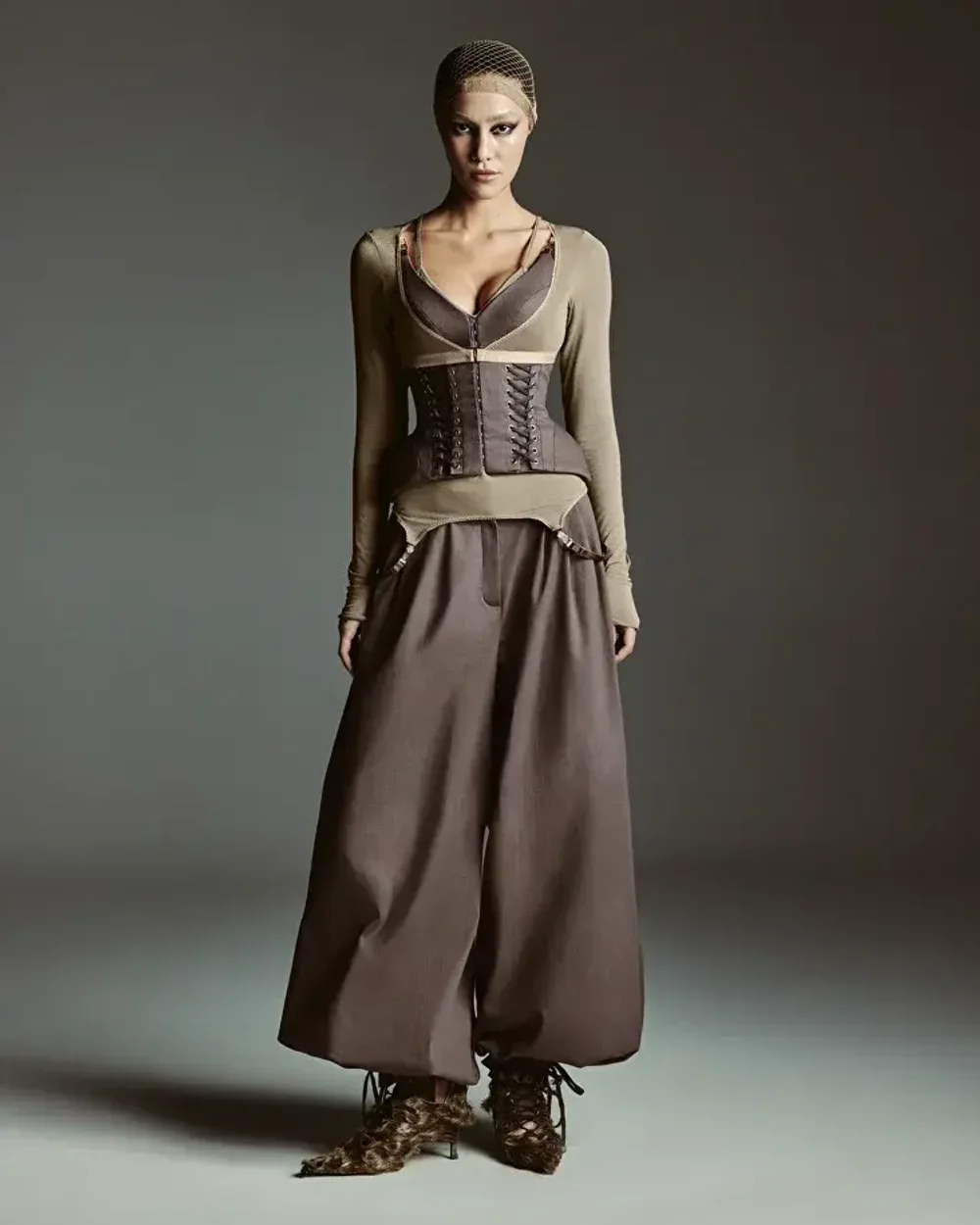 Корсет шнурованный, Серый