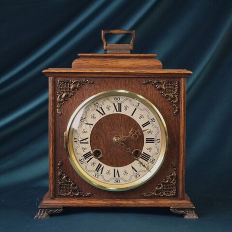 Винтаж: Настольные часы