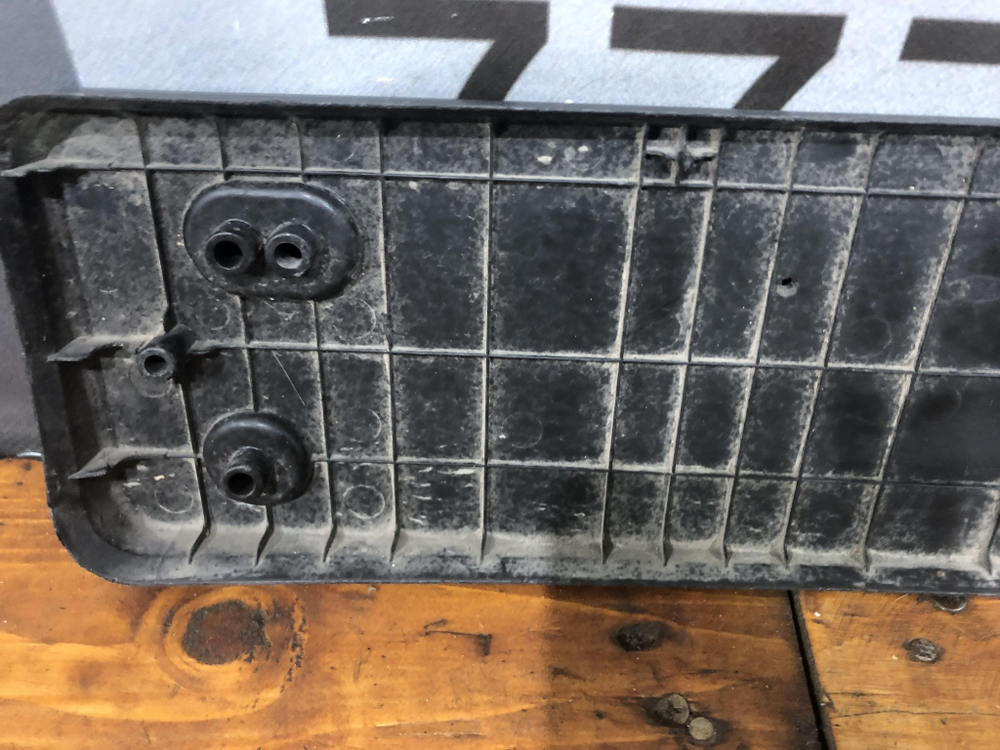 Площадка гос. номера Kia Cerato 3 (YD) 16-20 Б/У Оригинал 86519A7800