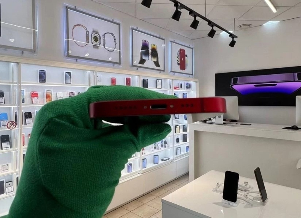 iPhone 13, 128 ГБ б/у