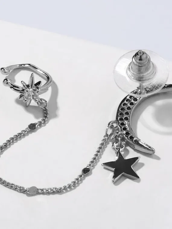 Серьга "Каффа" месяц на цепочке, цвет белый в серебре