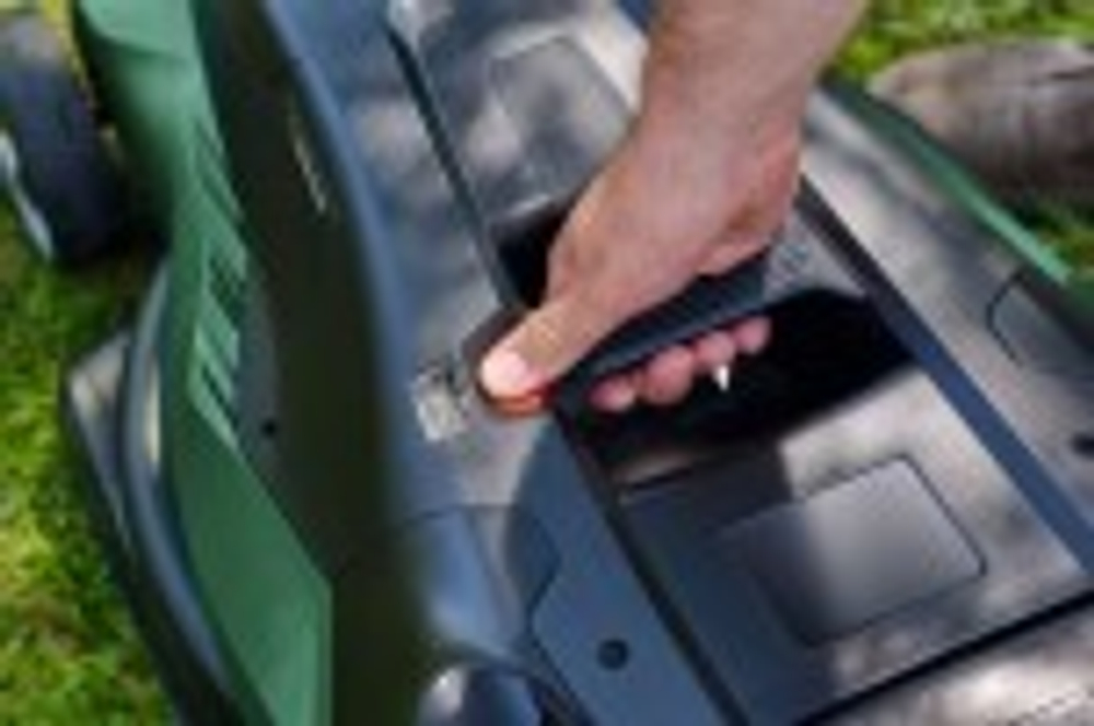 Газонокосилка электрическая BOSCH AdvancedRotak 660 06008B9206