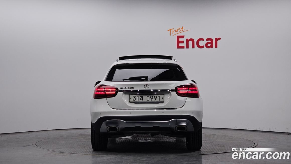 Mercedes-Benz GLA-Class X156 GLA220 Premium (08.2019)
