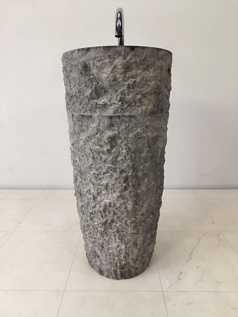 Раковина напольная из андезита Pedestal Black Marmo MN-65921 40х40х90 из натурального камня