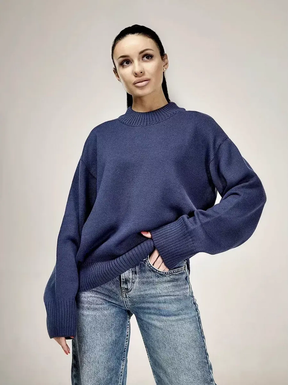 Свитер шерстяной