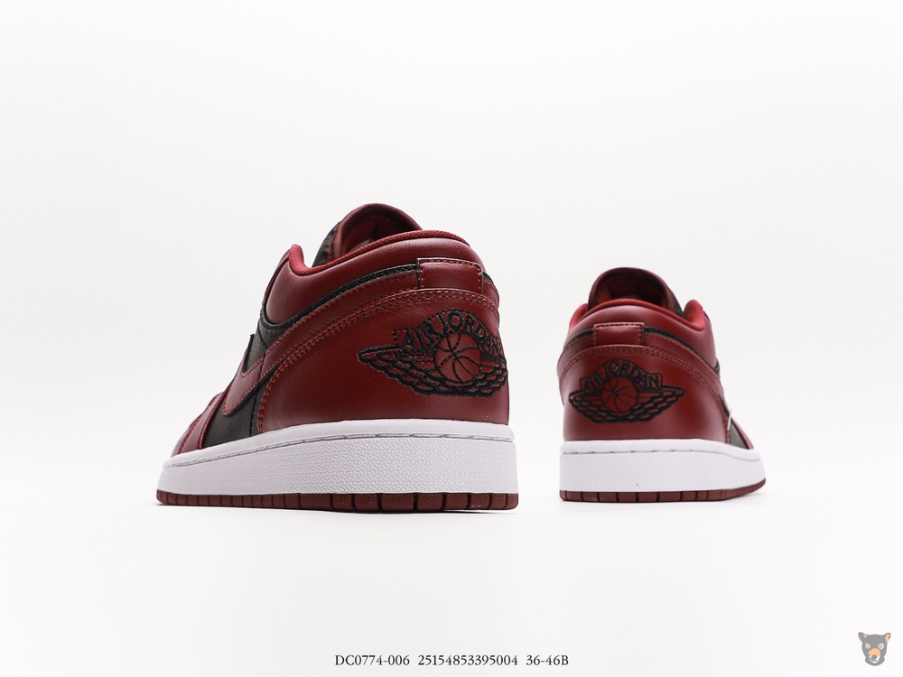 Кроссовки Nike Air Jordan 1 Low