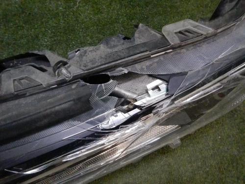 Битая Фара правая Toyota RAV4 5 XA50 (2018-н.в.) LED