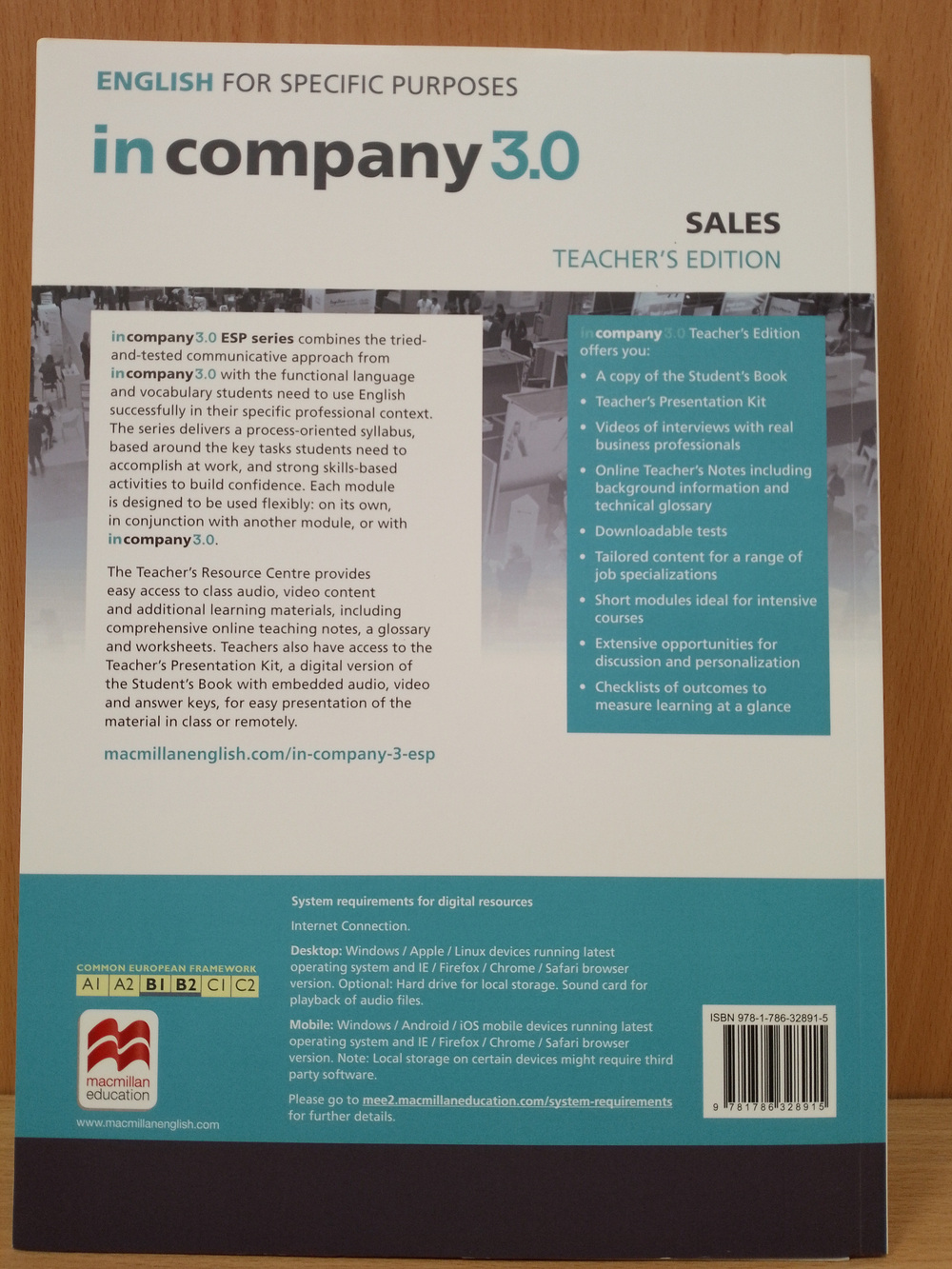 In Comp 3.0 ESP Sales ( TB +Webcode Pk) !!книга для учителя !!!