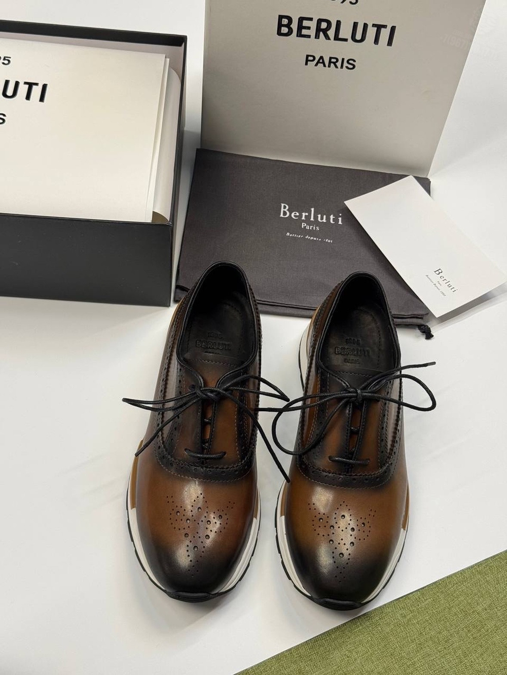 Кроссовки Berluti