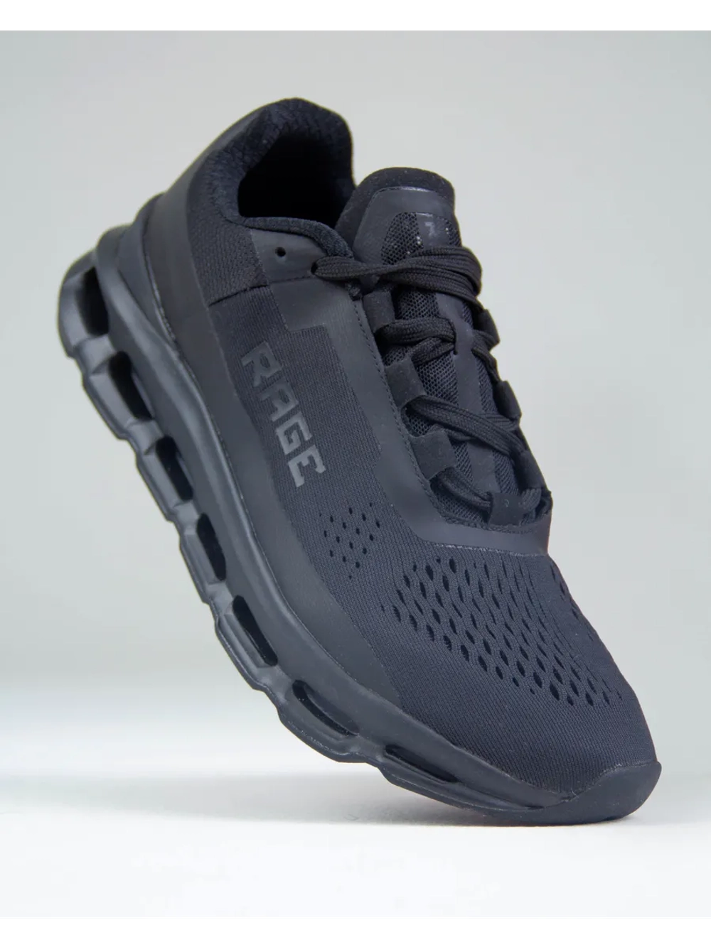 Спортивные беговые кроссовки