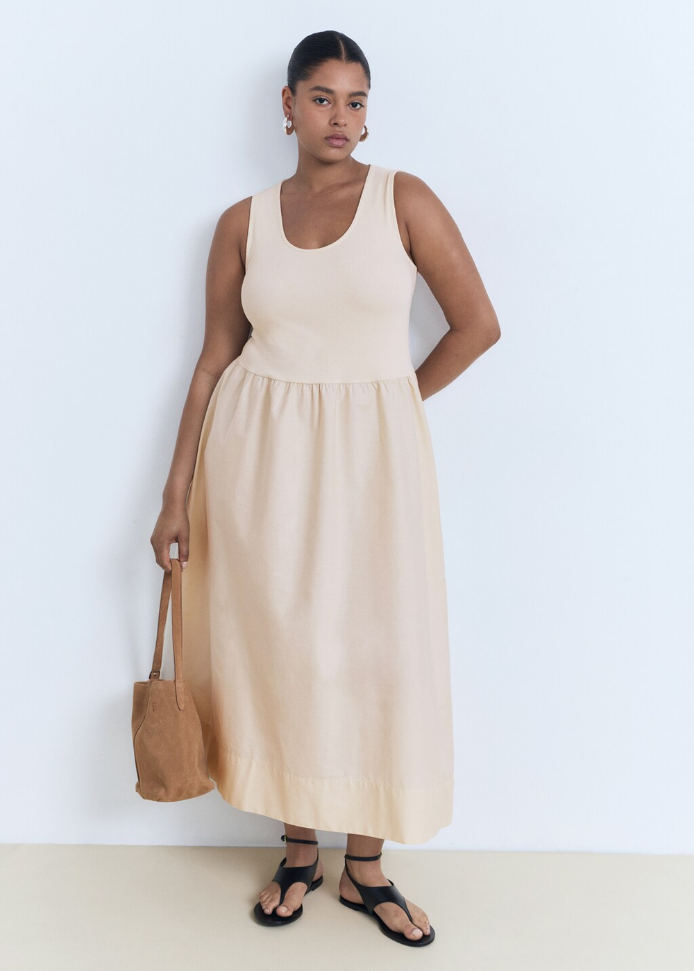 Комбинированное платье с пышной юбкой