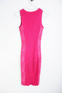 Платье Love Republic обтягивающее, визуально на 42 размер