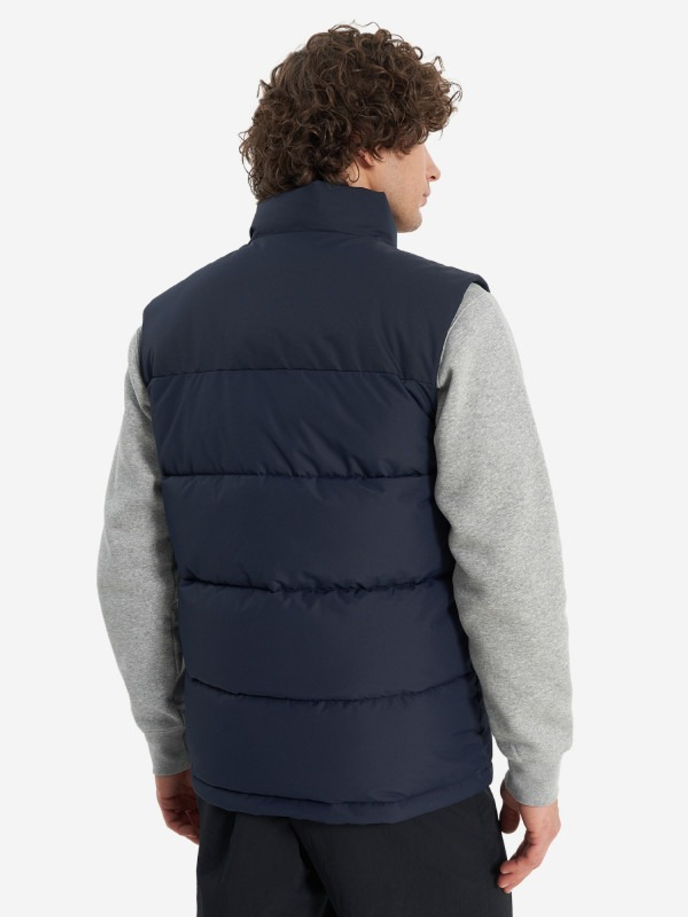 Жилет утепленный мужской FILA