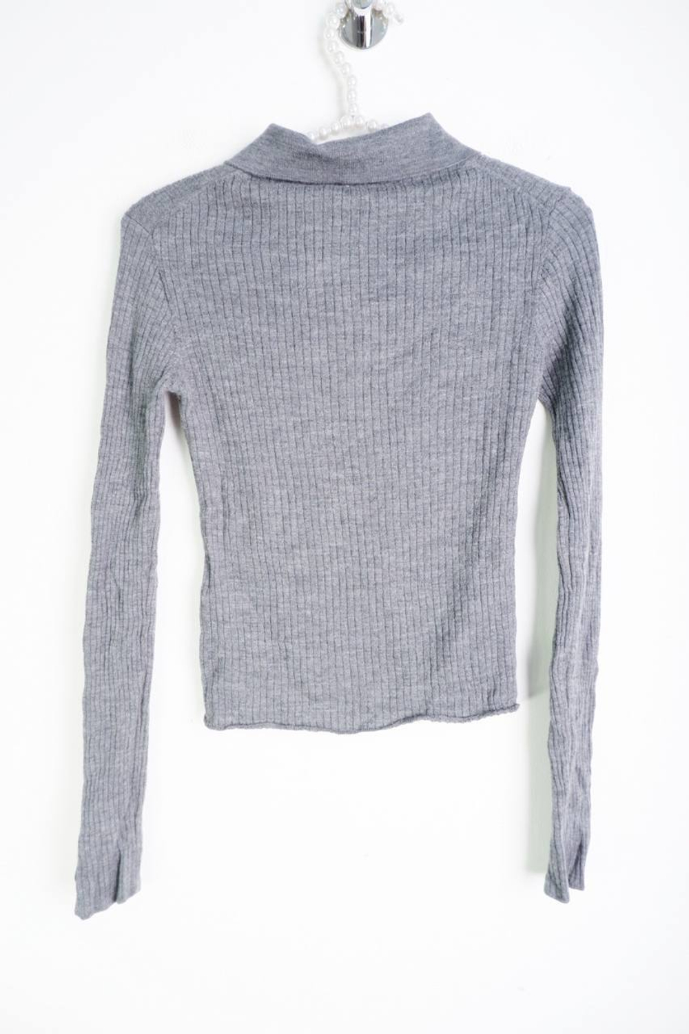 Джемпер Ostin из шерсти лаконичный, маркировка М, визуально на 46 размер