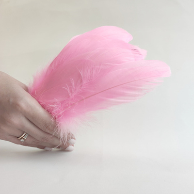 Гусиные перья розовые 2 сорт 20 шт.