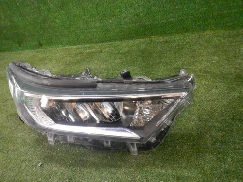 Битая Фара правая Toyota RAV4 5 XA50 (2018-н.в.) LED