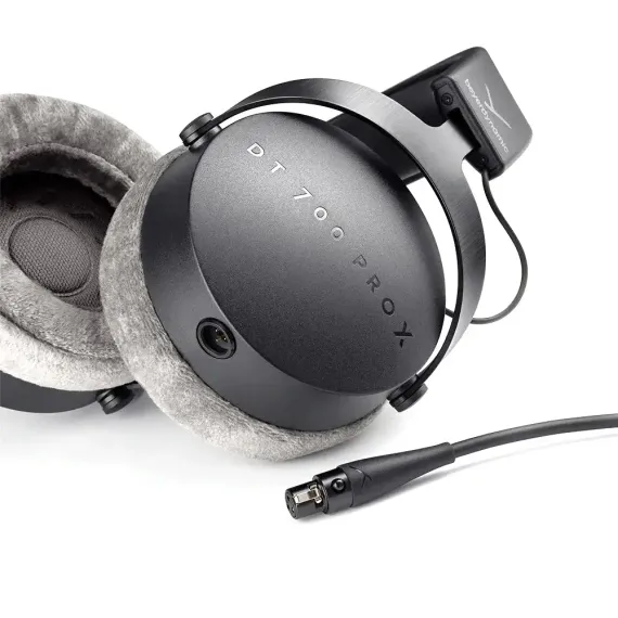 Beyerdynamic DT 700 PRO X