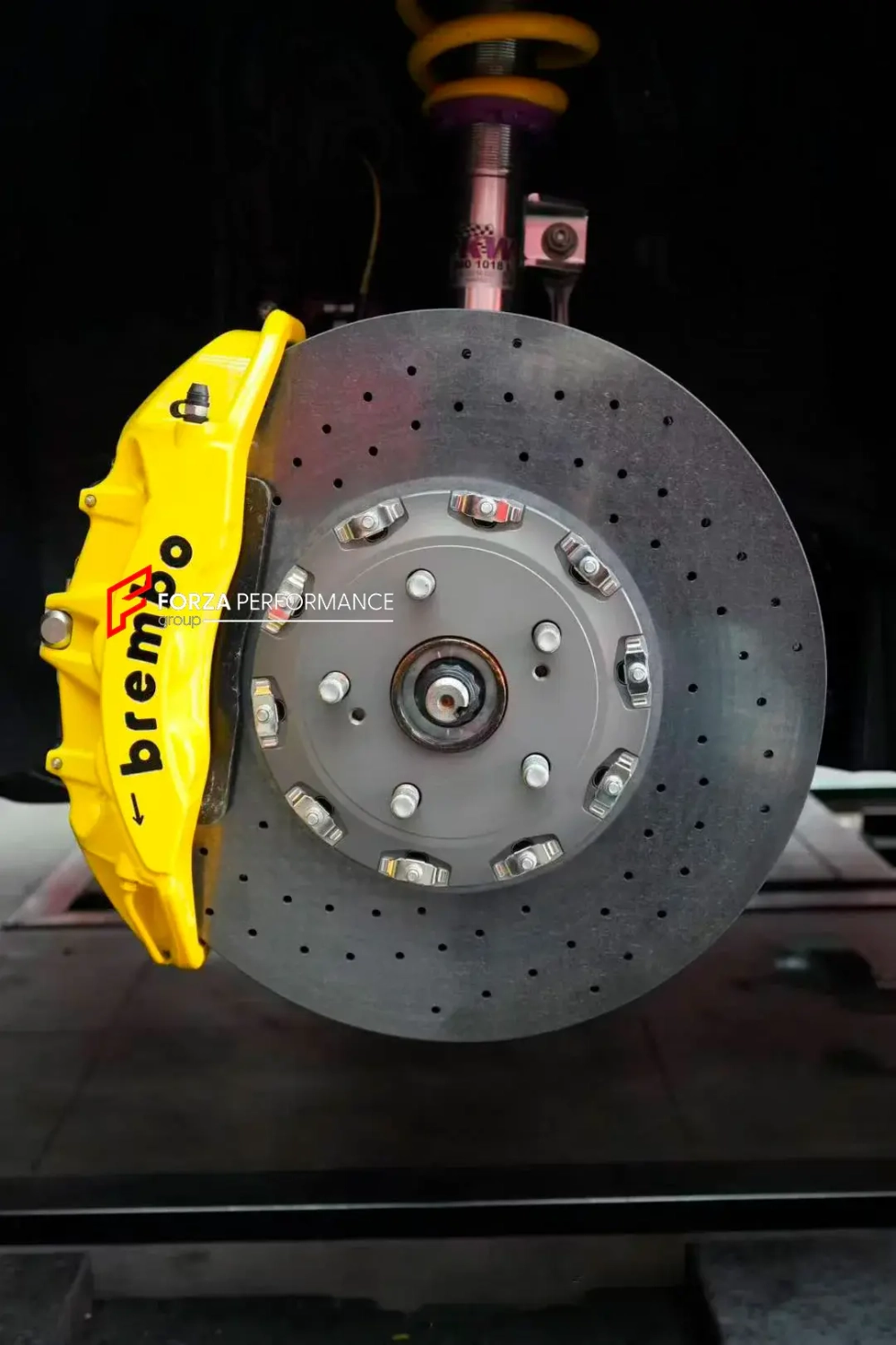 КАРБОН КЕРАМИЧЕСКАЯ УСИЛЕННАЯ ТОРМОЗНАЯ СИСТЕМА ДЛЯ TOYOTA ALPHARD 40 SERIES 2023+ Тойота