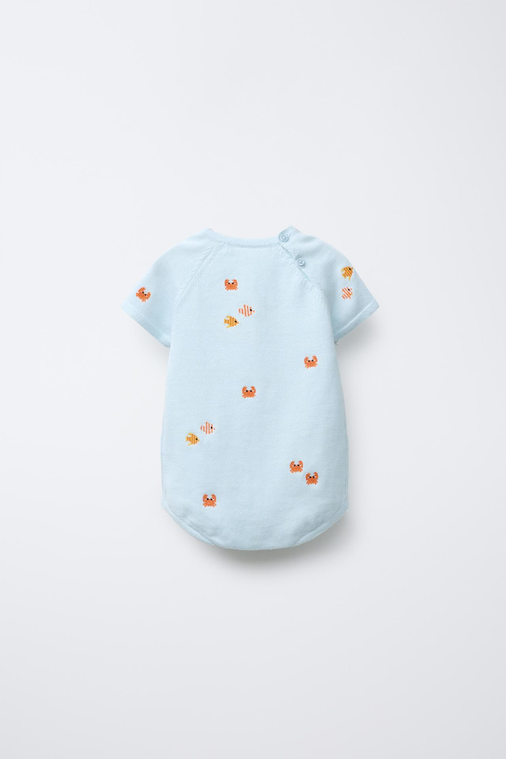 ZARA ТРИКОТАЖНЫЙ КОМБИНЕЗОН С ВЫШИВКОЙ «КРАБ» И «РЫБЫ», ГОЛУБОЙ