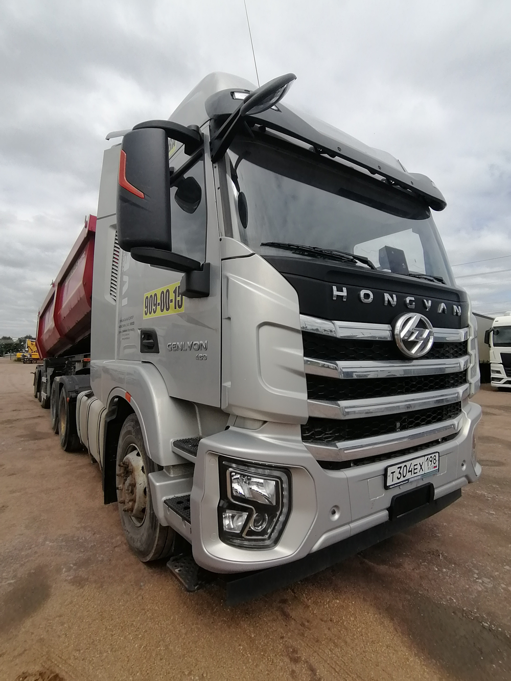 HONGYAN CQ* 6x4 Седельный тягач CQ4257EV11334 (Дизельный, 11,1 л, 430 л.с., МТ)
