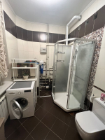 Сдаётся дом в Краснодаре 170 м², 3 сотки земли по улице красных партизан стоимость 190 тысяч в месяц залог 190 тысяч , на любой срок, залог возвратный ,если предупреждает за 30 дней, 6 комнат