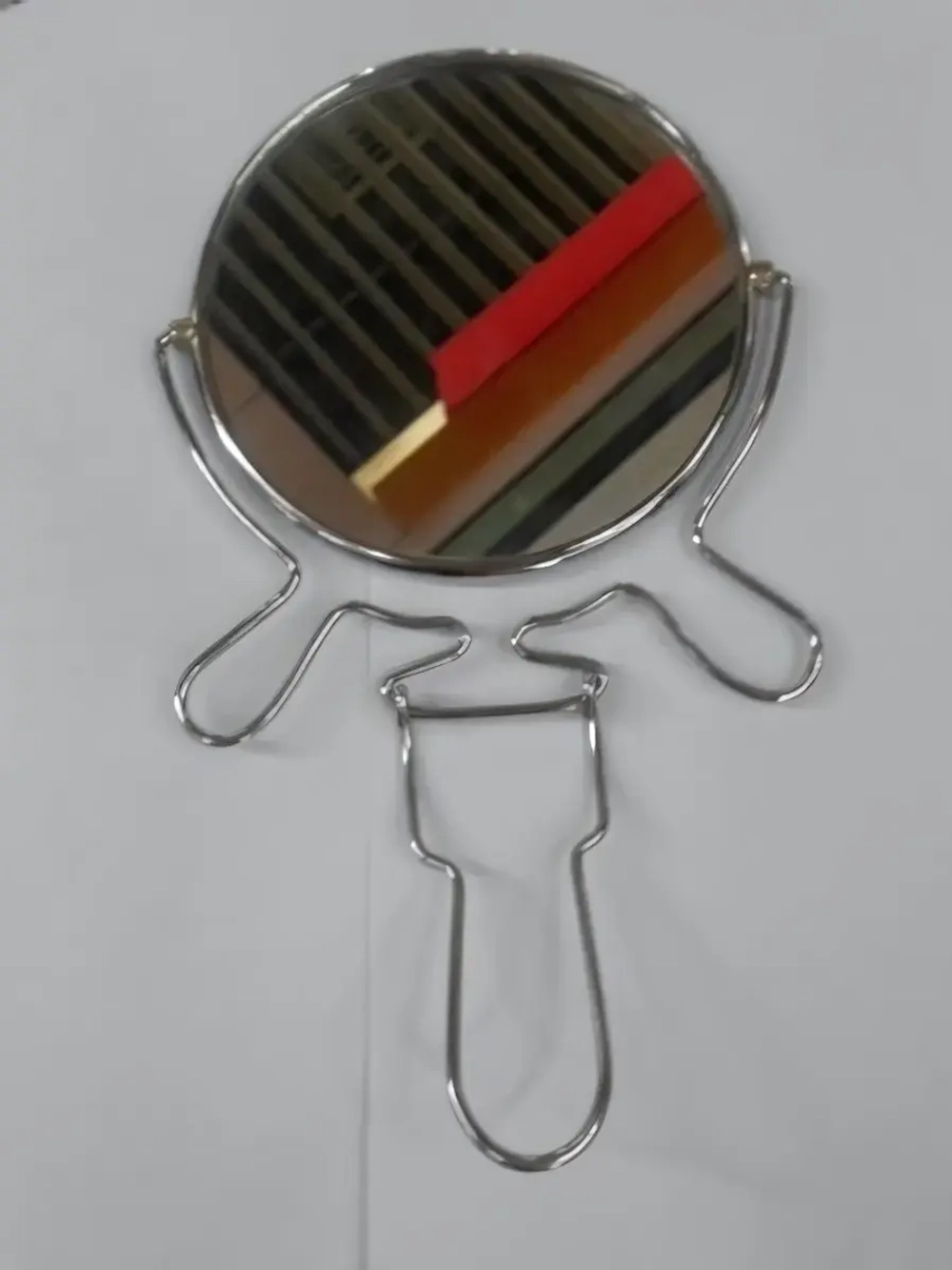 Зеркало настольное в металлической оправе «Модерн» круг, одностороннее d19см