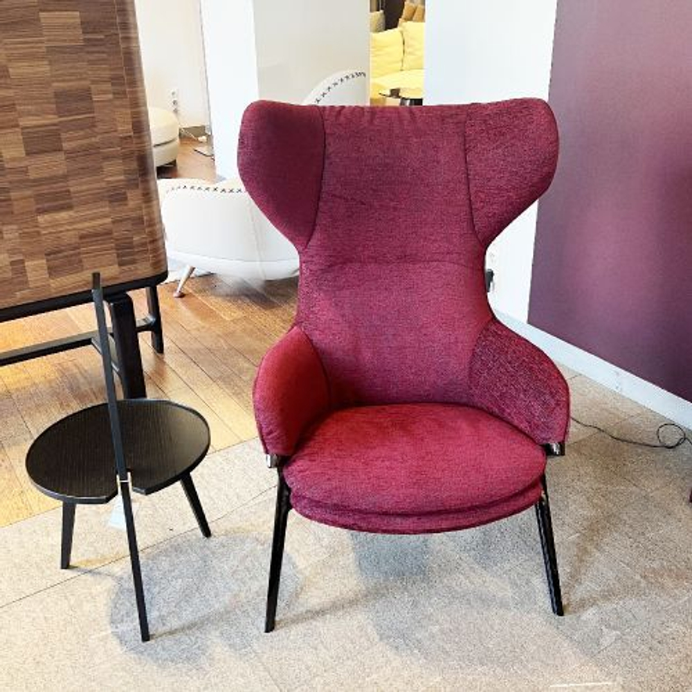 Кресло с пуфом Cassina Р22 39581