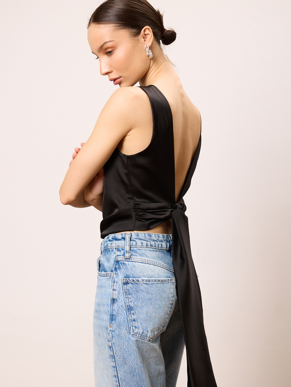 Топ блуза вечерний атласный с открытой спиной