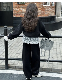 Костюм брючный c кружевом