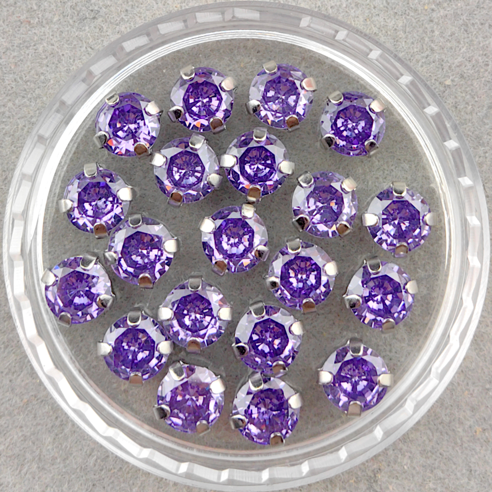 Фианиты шатоны в оправах, сиреневый/платина