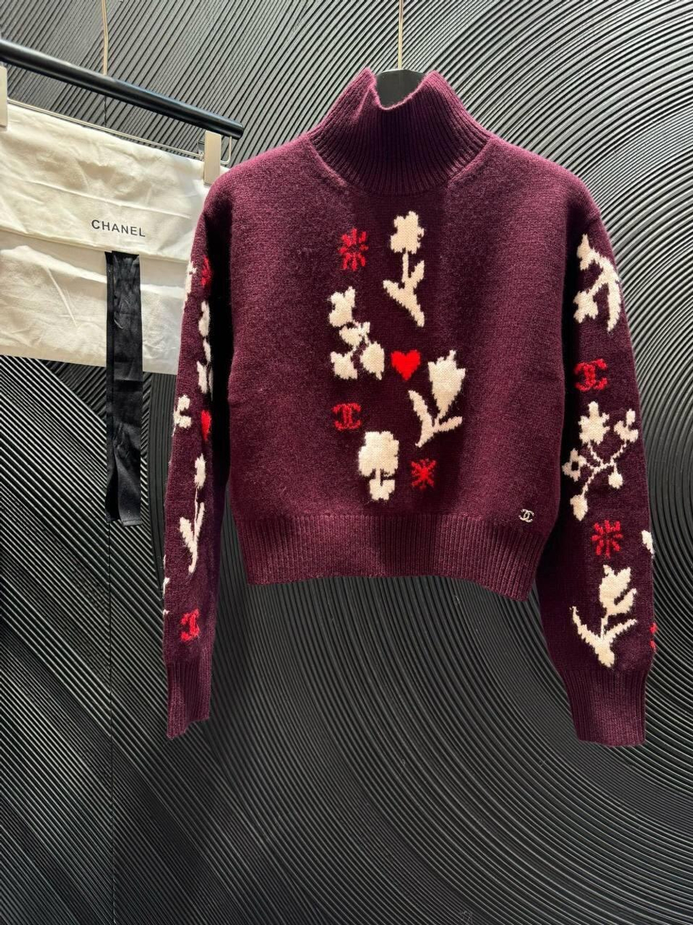 Свитер CHANEL