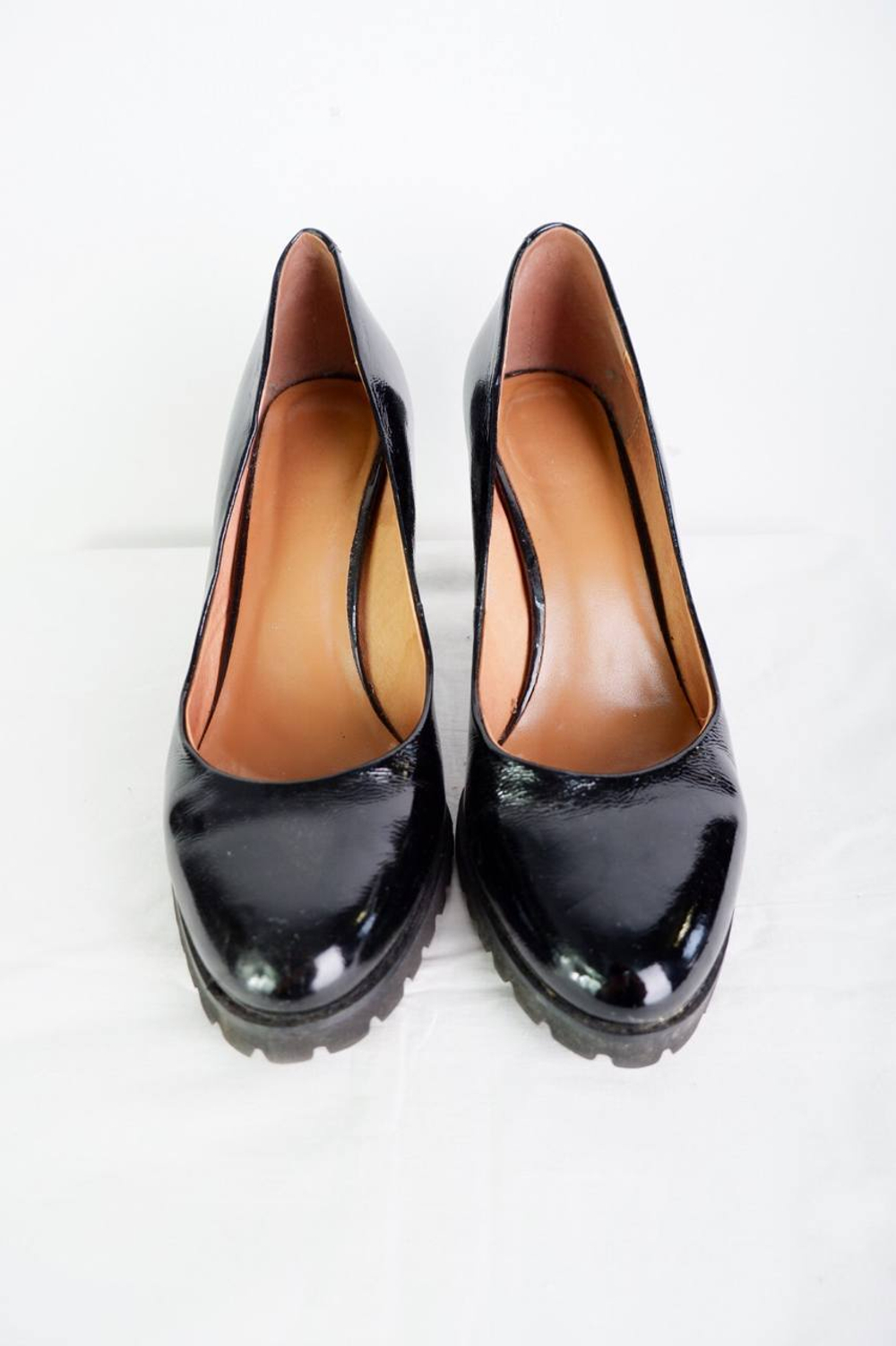 Туфли лакированные, 38 размер