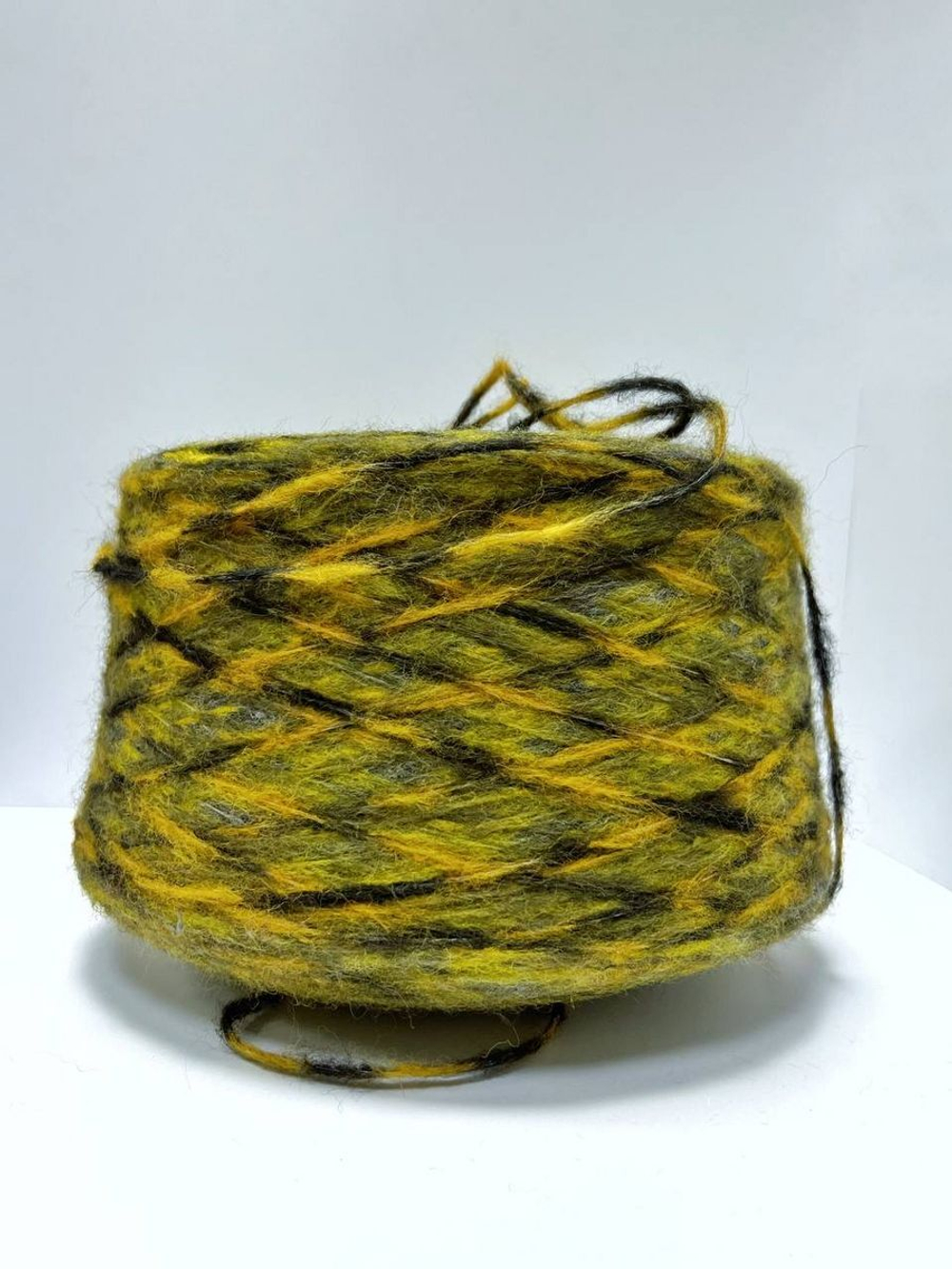 Пряжа для вязания DAMA теплая пушистая аркобалено