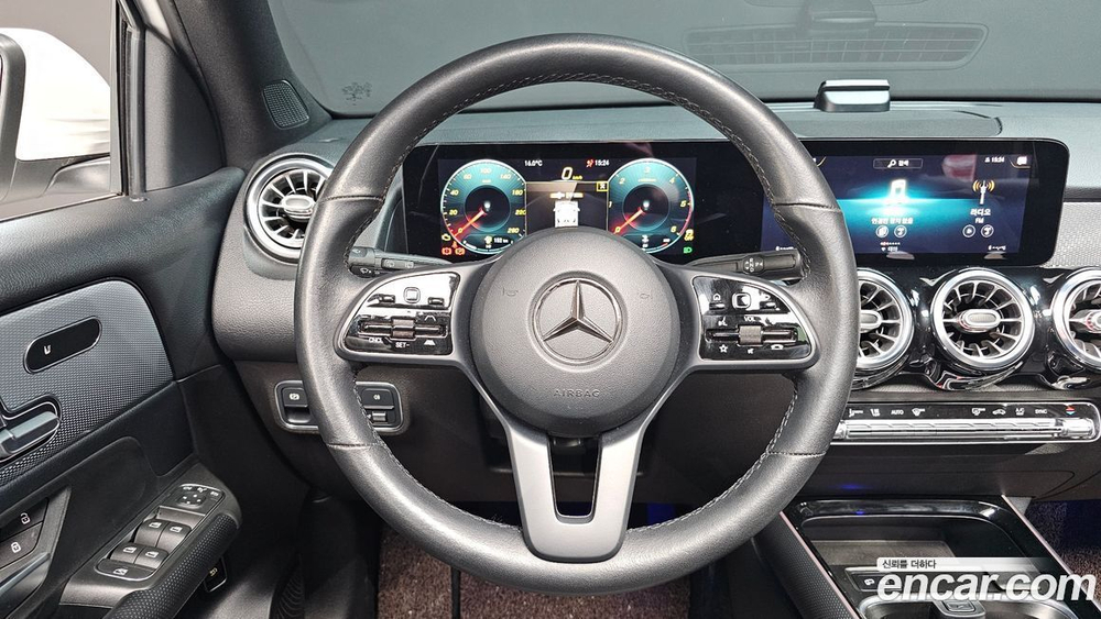 Mercedes-Benz GLB-Class X247 GLB200 d (09.2021)