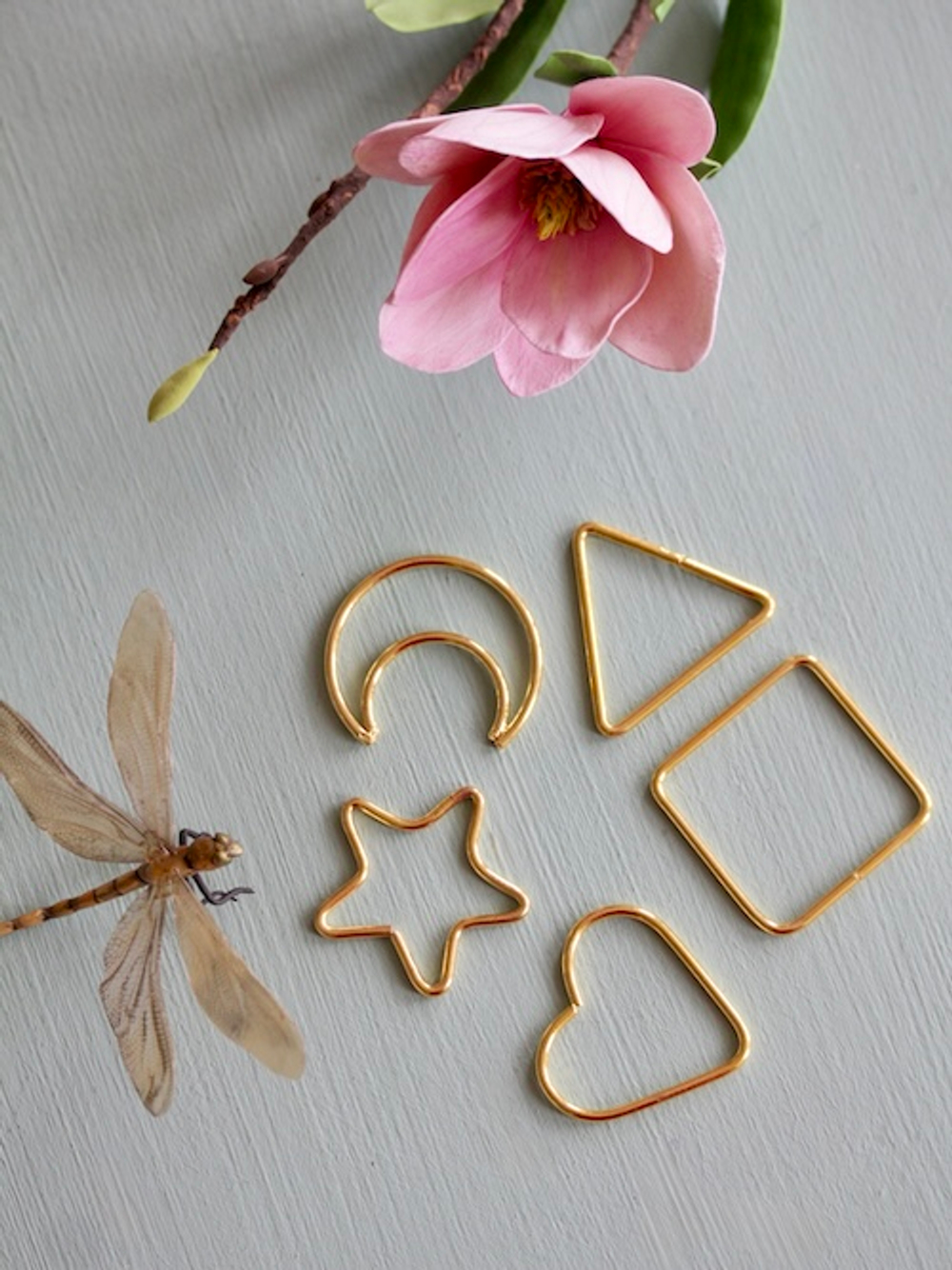 Основы металлические "Звездочки 5 см", цвет золотистый, неразъемные 5 штук /основа для декорирования и ловца снов Звездочка