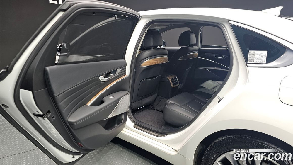 Kia The New K9 (Quoris/K900) 2 Generation 3.8 GDI AWD (03.2022)