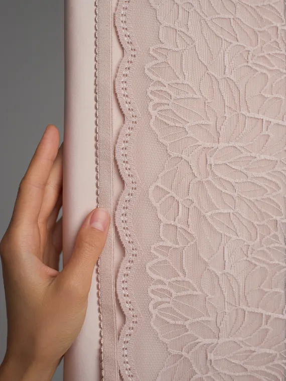 03-295 ОПТ Кружево эластичное 22 см, серебристый пион 168