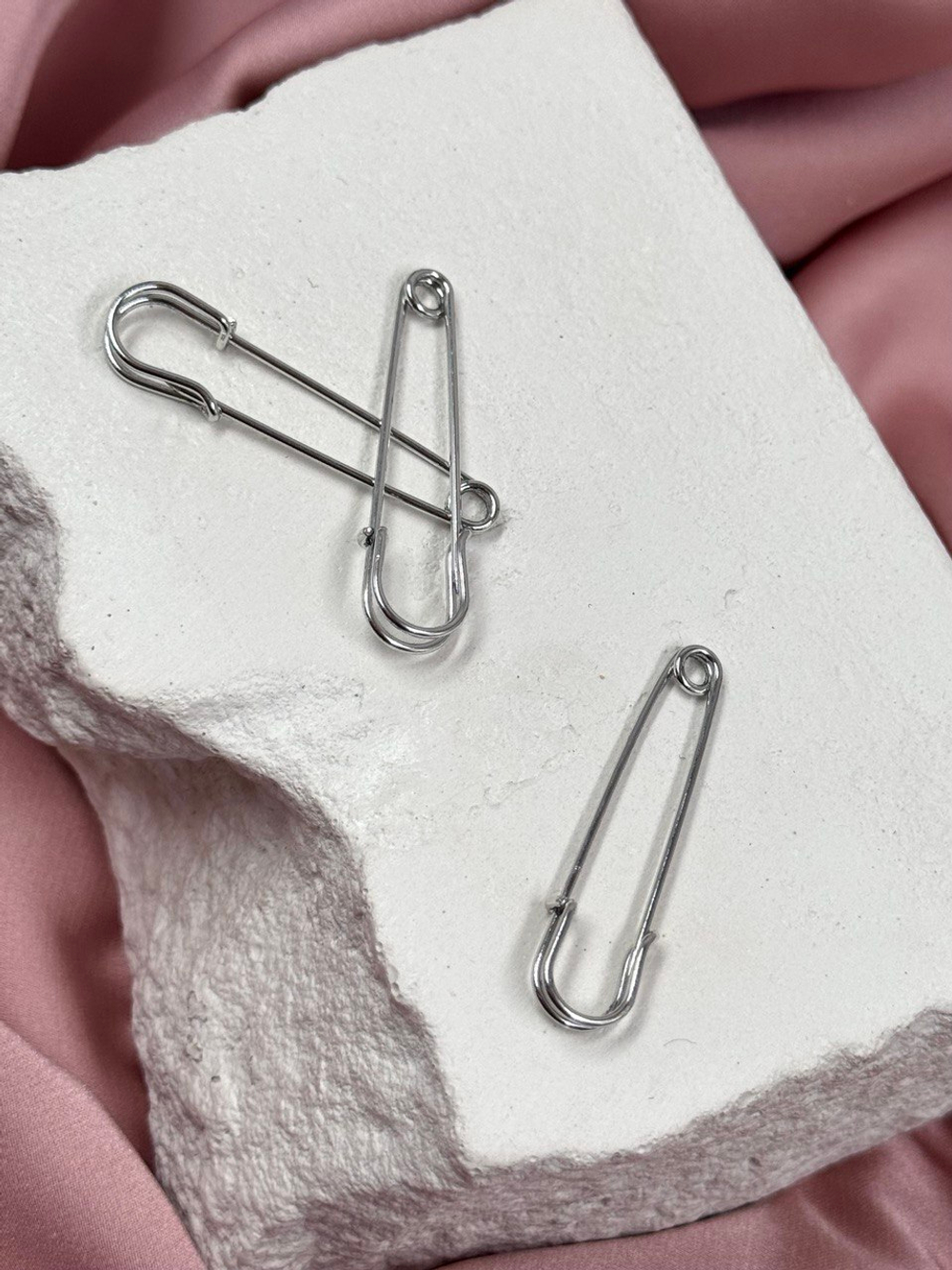 Булавки английские серебристые крупные